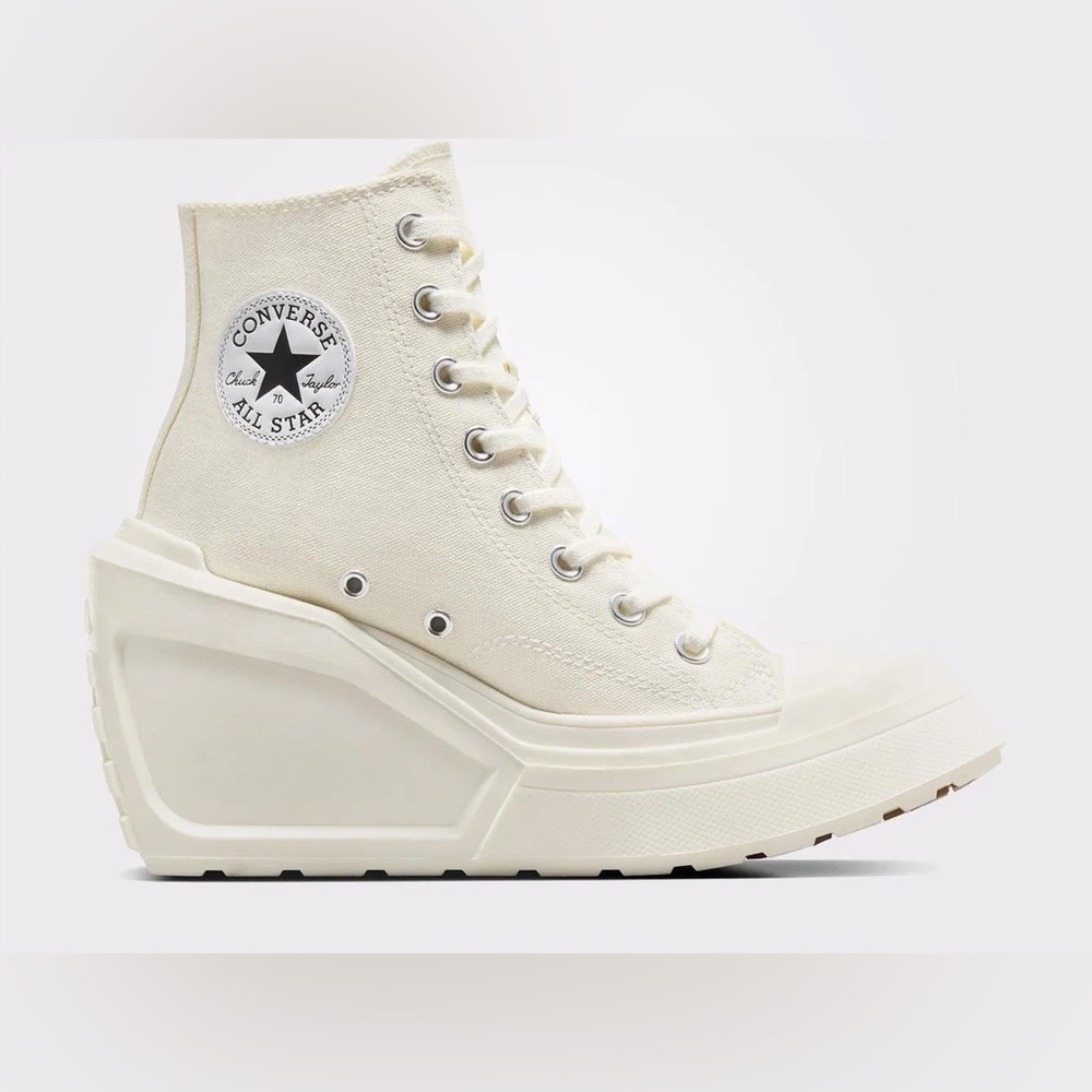 Converse Platform Chuck Taylor All Star High Top in Off-White/Cream